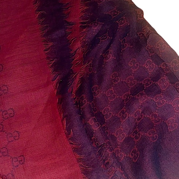 Authentic Gucci Tom Ford Monogram GG Double Sided Red & Purple Long Scarf - Picture 5 of 11